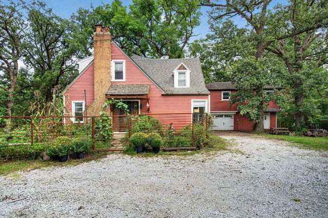 8060 W Woodvale Road, Frankfort, IL 60423