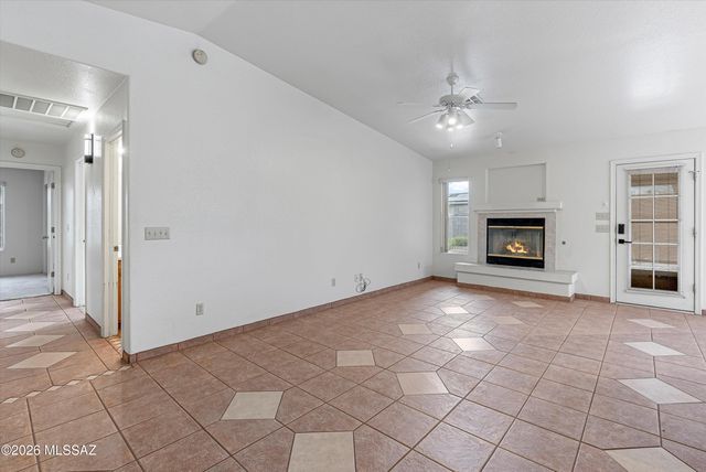 7983 S Teaberry Avenue, Tucson, AZ 85747