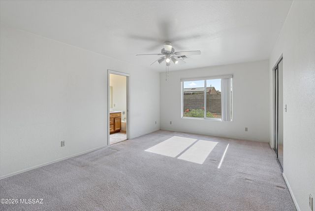 7983 S Teaberry Avenue, Tucson, AZ 85747
