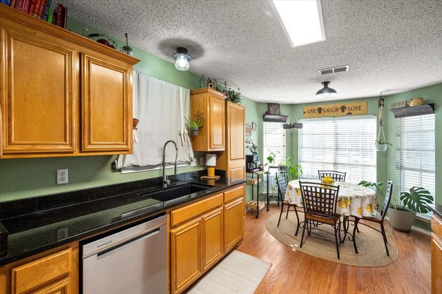 5505 Onyx Court, Arlington, TX 76017