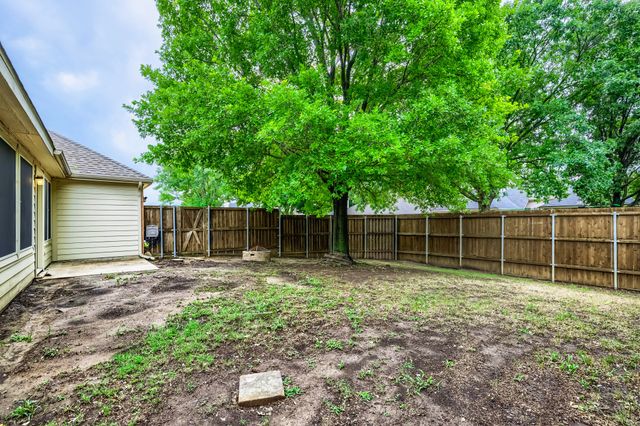 1328 Colby Drive, Lewisville, TX 75067