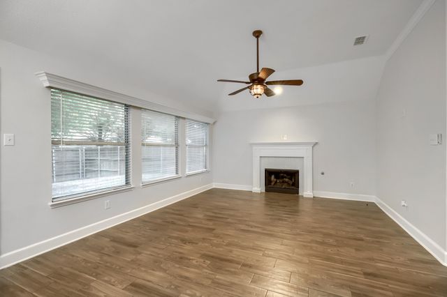 1328 Colby Drive, Lewisville, TX 75067
