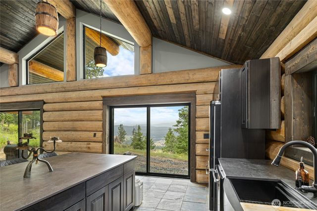 1336 Black Hawk, Cle Elum, WA 98922