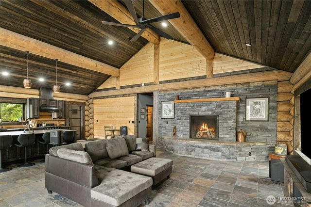 1336 Black Hawk, Cle Elum, WA 98922