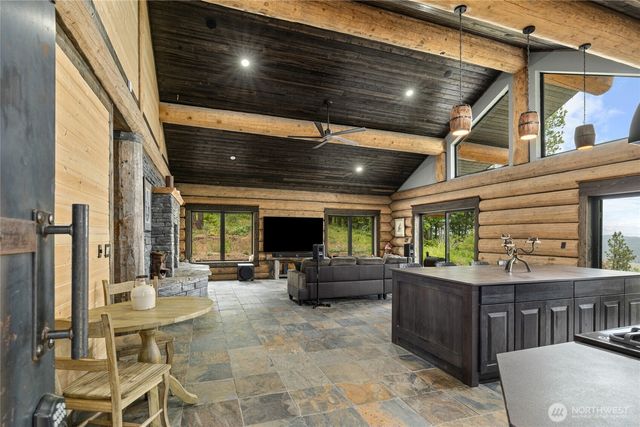 1336 Black Hawk, Cle Elum, WA 98922
