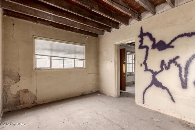 230 N Warren Avenue, Tucson, AZ 85719