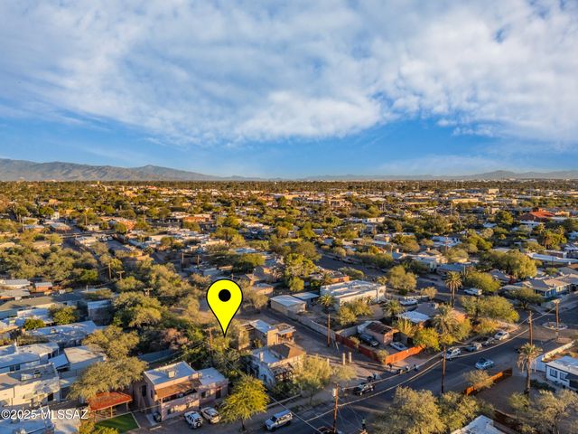 230 N Warren Avenue, Tucson, AZ 85719