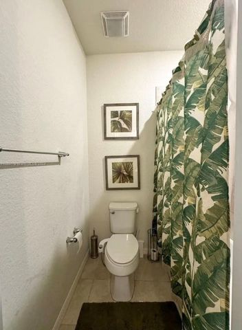 5035 Eucalyptus Drive, Hollywood, FL 33021