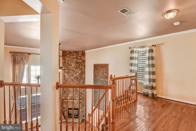 14570 COLLINGHAM PL, Gainesville, VA 20155