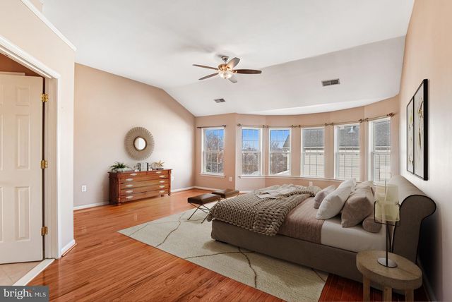 14570 COLLINGHAM PL, Gainesville, VA 20155