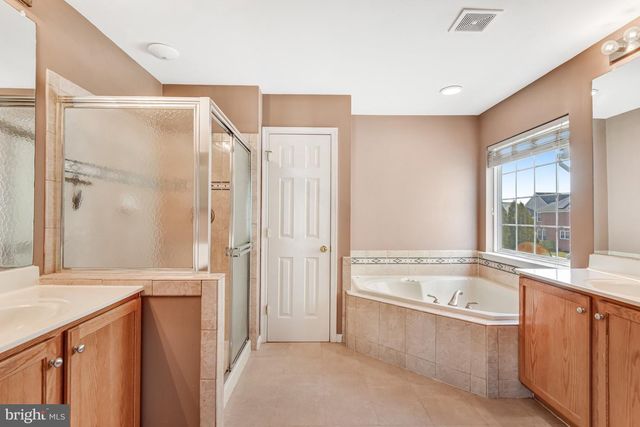 14570 COLLINGHAM PL, Gainesville, VA 20155