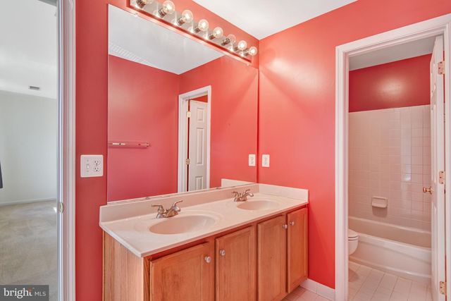 14570 COLLINGHAM PL, Gainesville, VA 20155