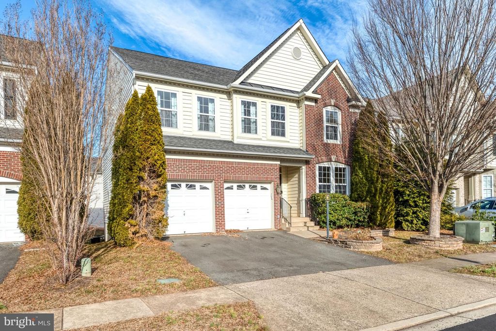 14570 COLLINGHAM PL, Gainesville, VA 20155