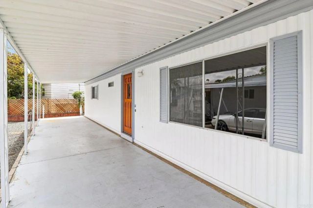 78 El Prado, Oceanside, CA 92058
