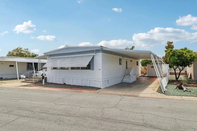 78 El Prado, Oceanside, CA 92058