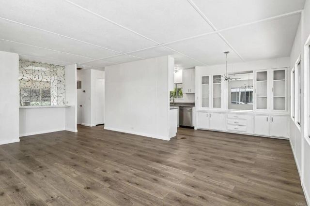 78 El Prado, Oceanside, CA 92058