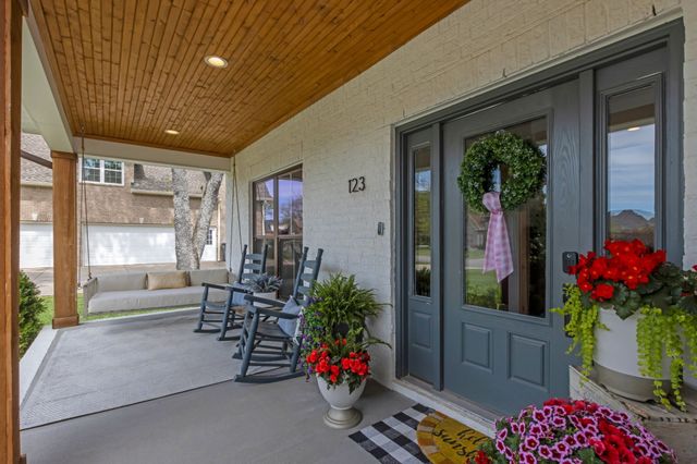 123 Hayfield Ct, Lascassas, TN 37085