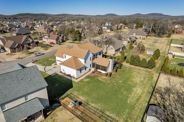 123 Hayfield Ct, Lascassas, TN 37085