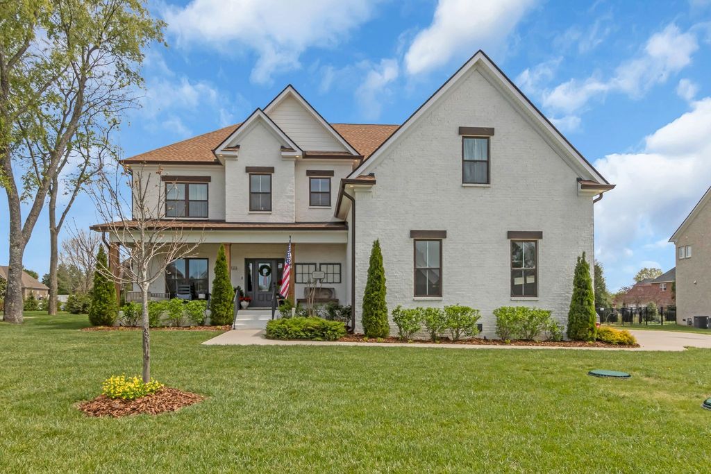 123 Hayfield Ct, Lascassas, TN 37085