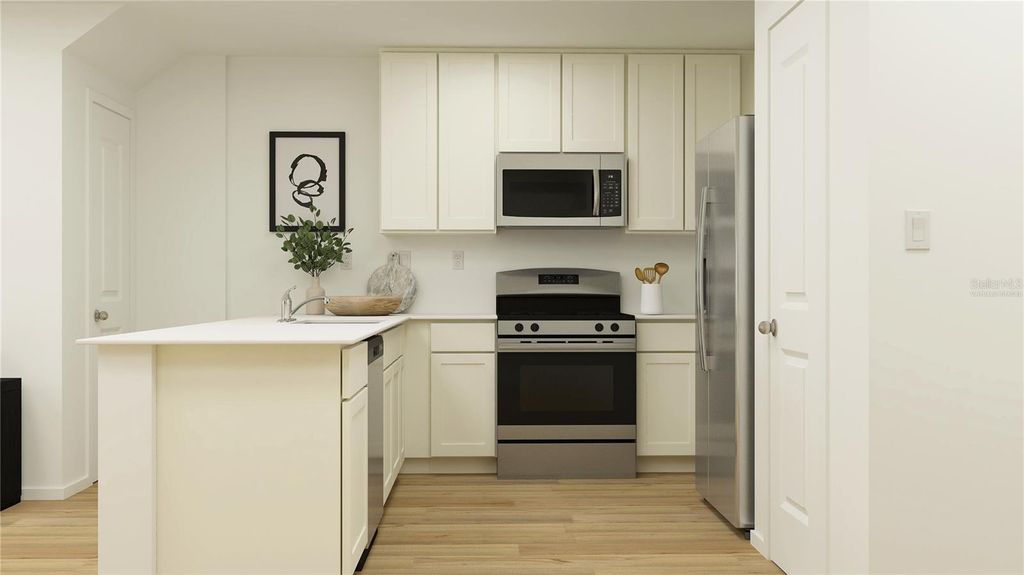 Image 3 of property listing at 1231 ORION STREET, Davenport, FL 33837