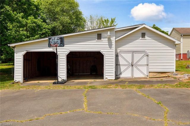5716 Old Rural Hall Road, Winston-salem, NC 27105