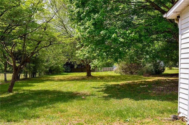 5716 Old Rural Hall Road, Winston-salem, NC 27105