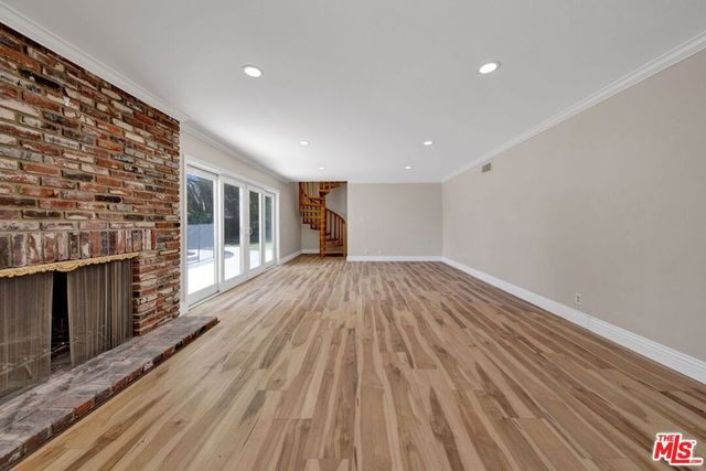 16608 Park Lane Circle, Los Angeles, CA 90049