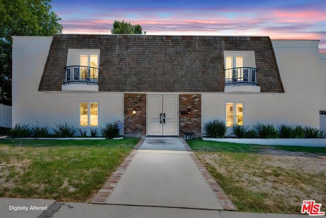 16608 Park Lane Circle, Los Angeles, CA 90049