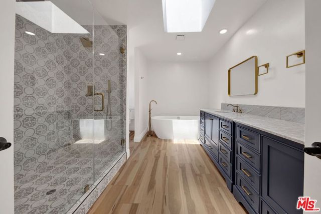 16608 Park Lane Circle, Los Angeles, CA 90049