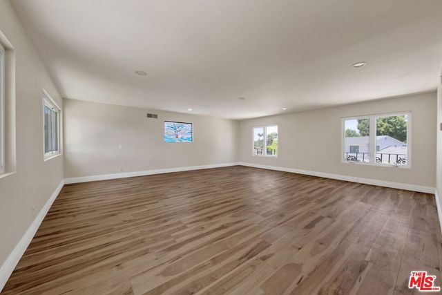 16608 Park Lane Circle, Los Angeles, CA 90049