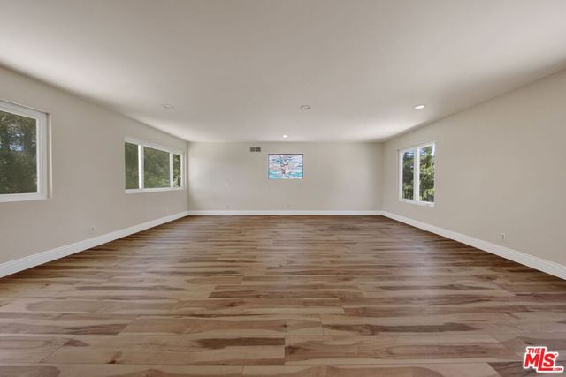 16608 Park Lane Circle, Los Angeles, CA 90049