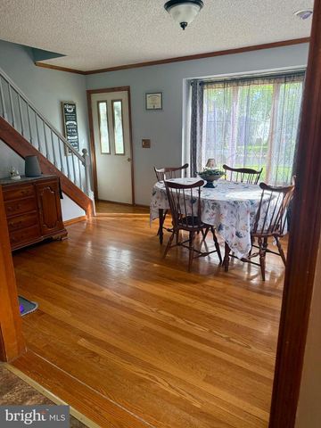 90 GRANDVIEW AVE, Hamilton, NJ 08620