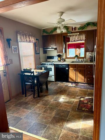 90 GRANDVIEW AVE, Hamilton, NJ 08620