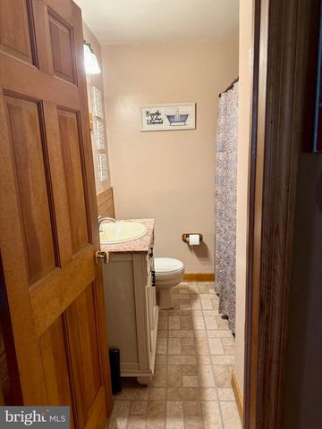 90 GRANDVIEW AVE, Hamilton, NJ 08620