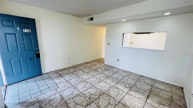 7120 WATERSIDE DRIVE 106, Tampa, FL 33617