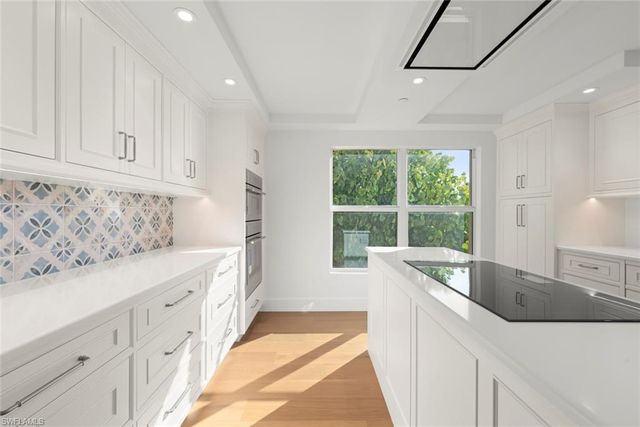 3127 W Gulf DR # 101, Sanibel, FL 33957