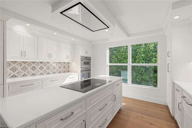 3127 W Gulf DR # 101, Sanibel, FL 33957