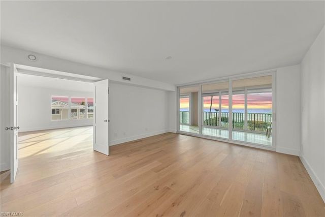 3127 W Gulf DR # 101, Sanibel, FL 33957