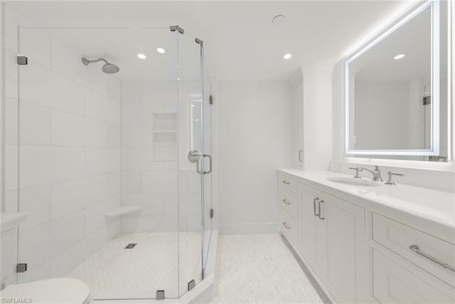 3127 W Gulf DR # 101, Sanibel, FL 33957