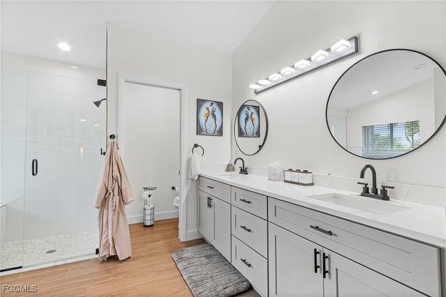 527 SE 36th ST, Cape Coral, FL 33904