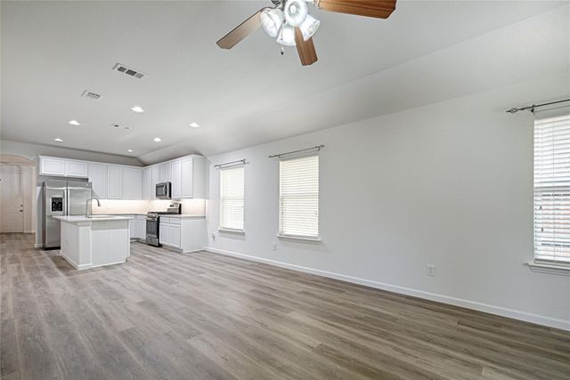 325 Perkins Drive, Argyle, TX 76226