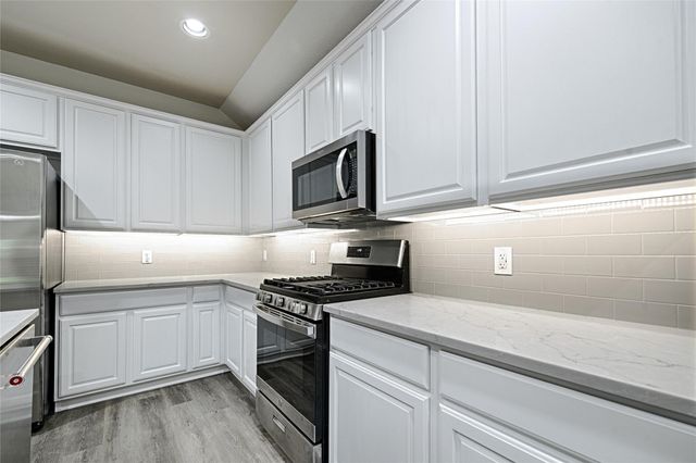 325 Perkins Drive, Argyle, TX 76226