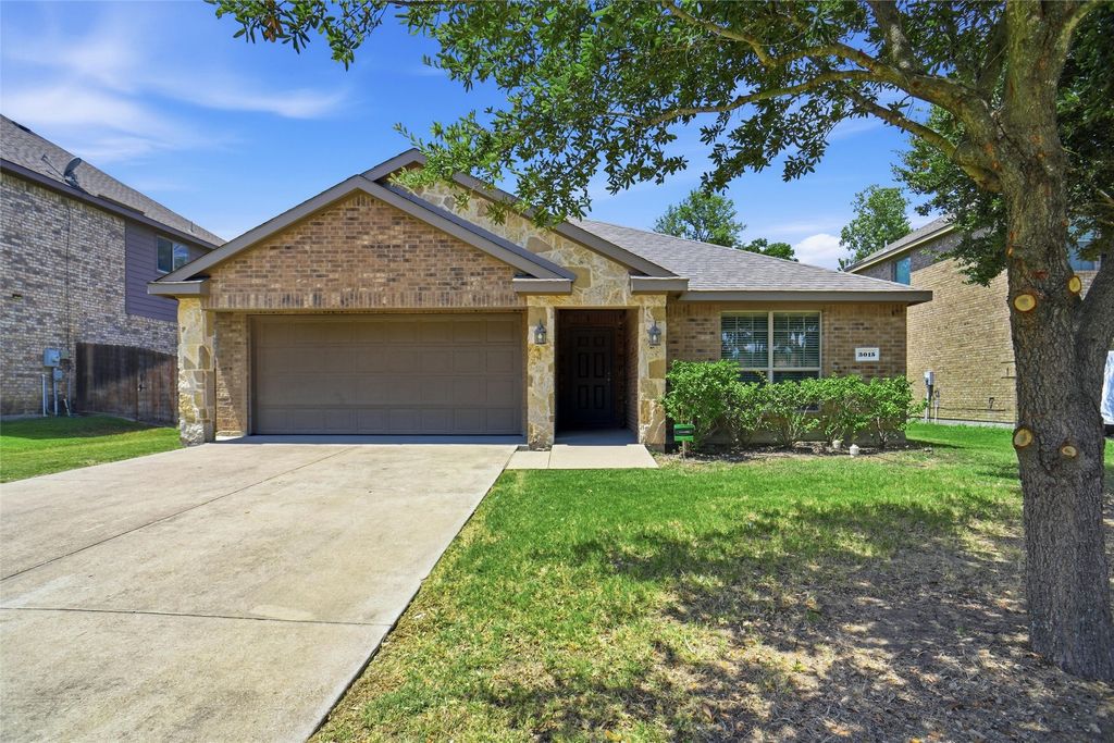 3015 Briarbrook Drive, Seagoville, TX 75159