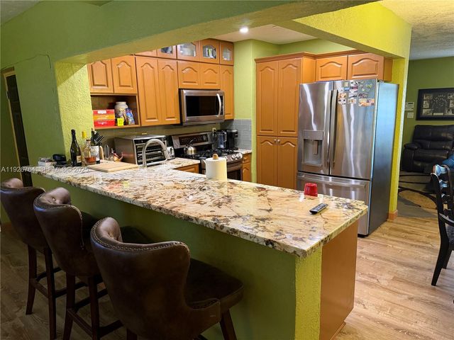 2926 NW 191st Ln, Miami Gardens, FL 33056