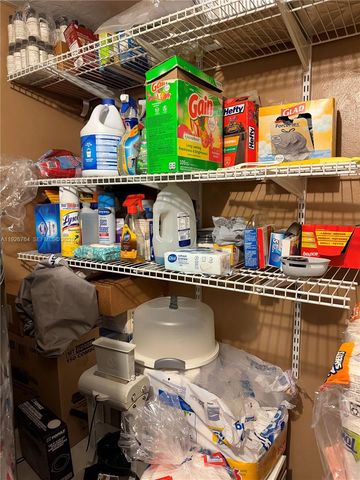 2926 NW 191st Ln, Miami Gardens, FL 33056