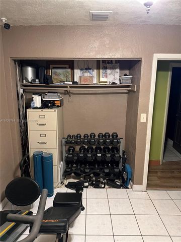 2926 NW 191st Ln, Miami Gardens, FL 33056