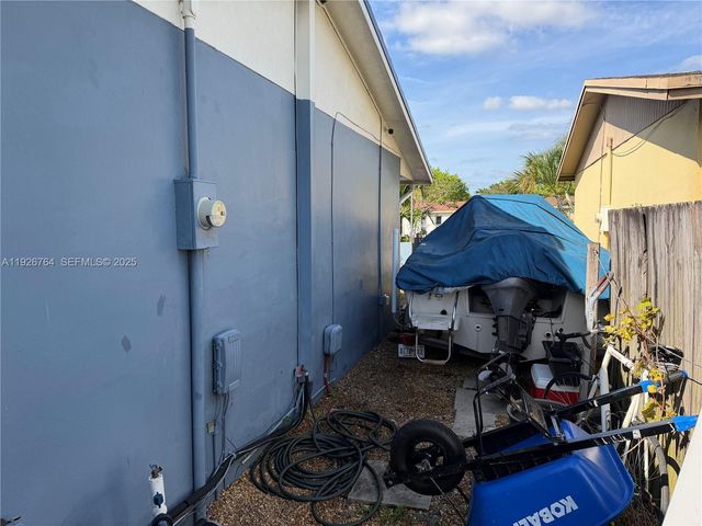 2926 NW 191st Ln, Miami Gardens, FL 33056