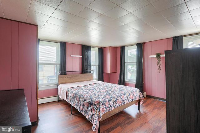 120 S 5TH AVE, Lebanon, PA 17042
