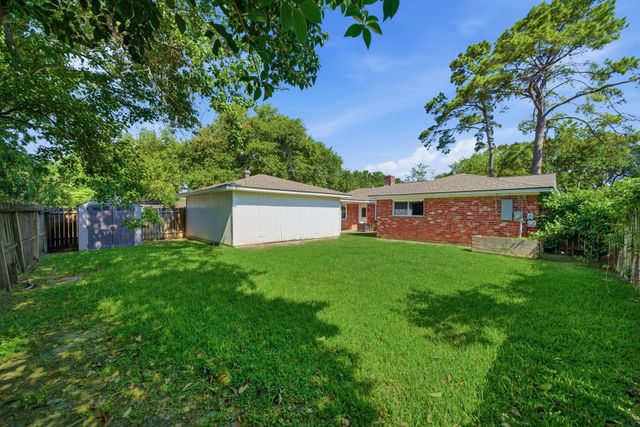 9231 Tooley Drive, Houston, TX 77031