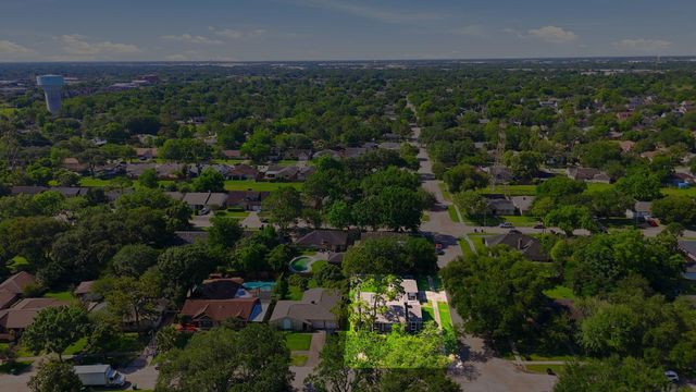 9231 Tooley Drive, Houston, TX 77031